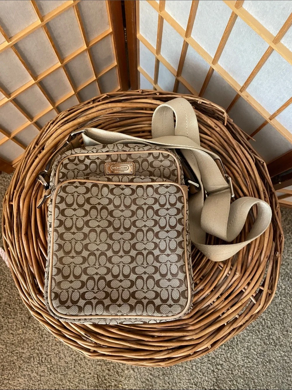 Vintage Coach Slingback Jacquard Messenger Bag in Khaki and Chalk